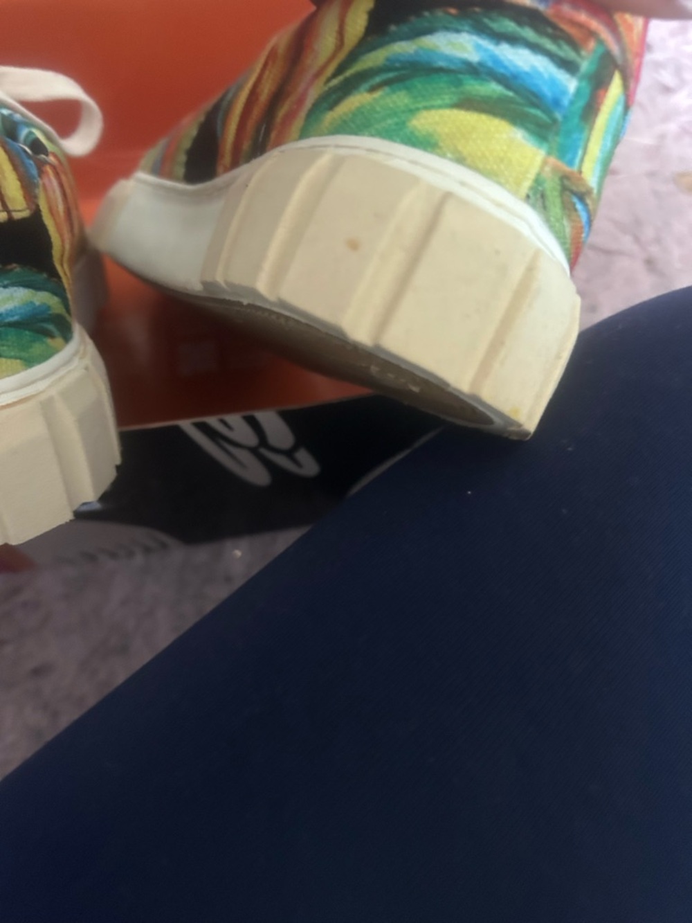 FARM Rio Multicolor Leaf-Print Canvas Sneakers - Picture 5 of 8